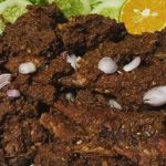 Hidangan Khas Batak Ayam Napinadar