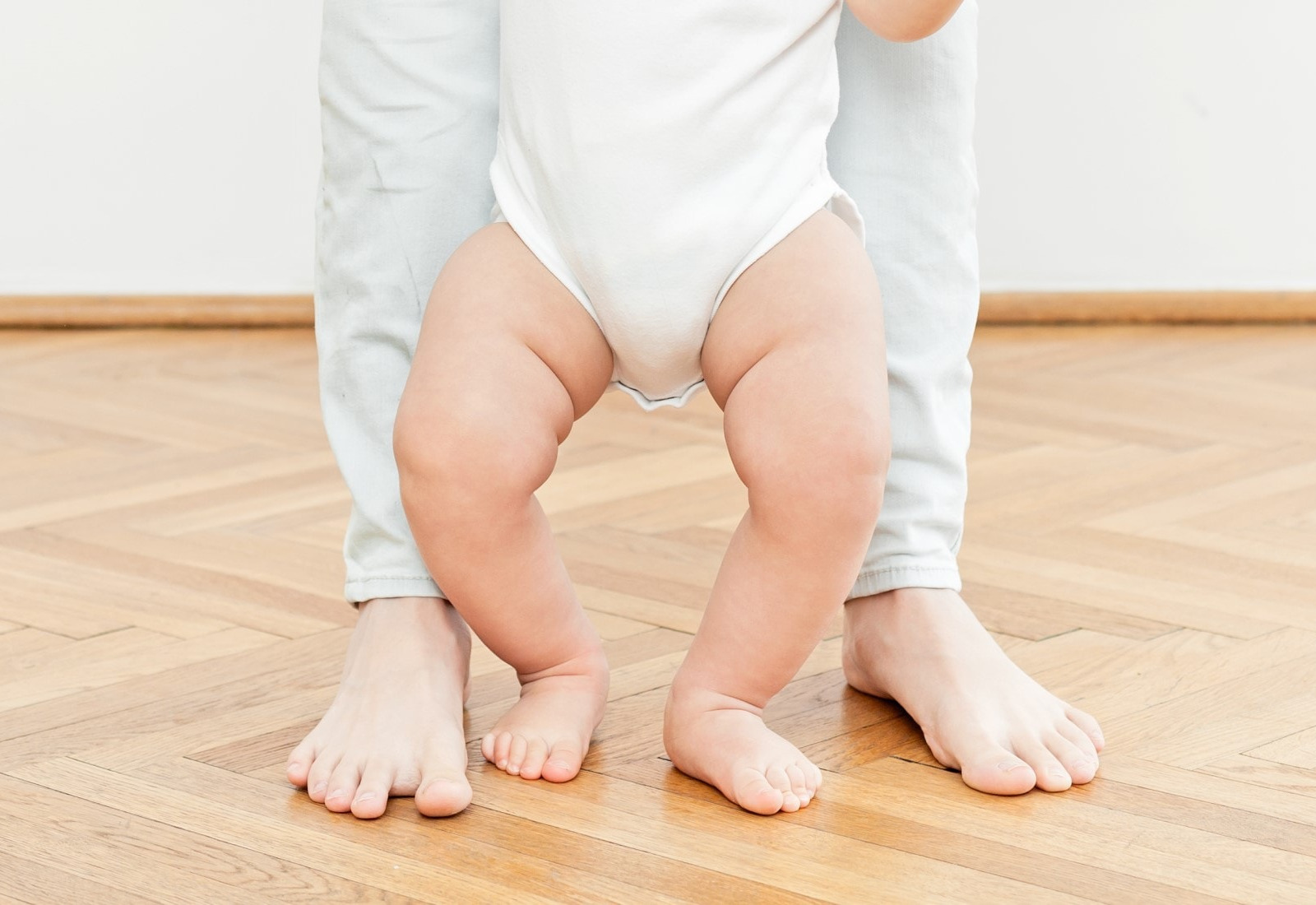 Kaki Anak Melengkung? Coba Cek Asupan Vitamin Dnya