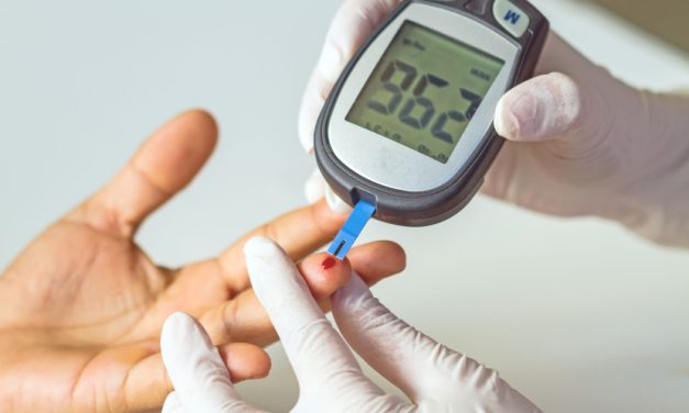 Mau Puasa Lancar? Cek Gula Darah Dulu, Yuk