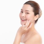 Wajah Glowing Alami: Tips Mencerahkan Tanpa Bahan Kimia