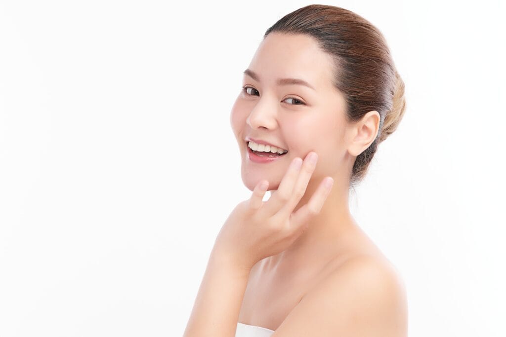 Wajah Glowing Alami: Tips Mencerahkan Tanpa Bahan Kimia