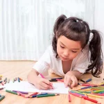 Bikin Anak Makin Kreatif Lewat Seni, Ini Lho Manfaatnya!