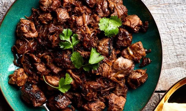 Cara Masak Daging Kambing Biar Gak Alot, Ternyata Simpel!
