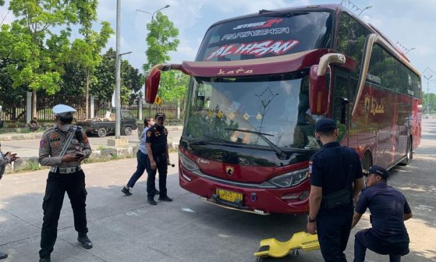 Jangan Asal Telolet! Ini Aturan Main Pakai Klakson Di Jalan