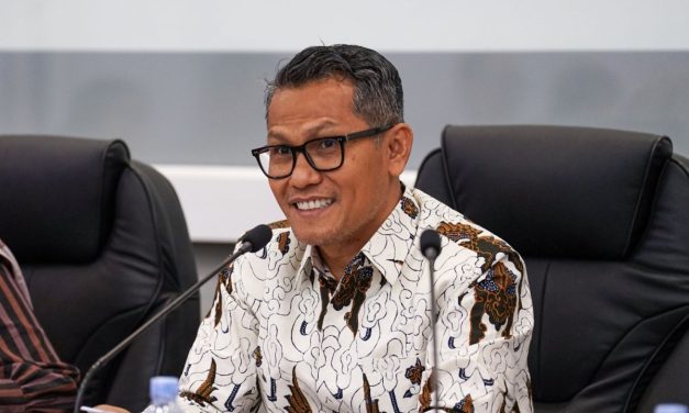 Impor Pakaian Jadi Wajib Pakai Pertek Dan Surveyor