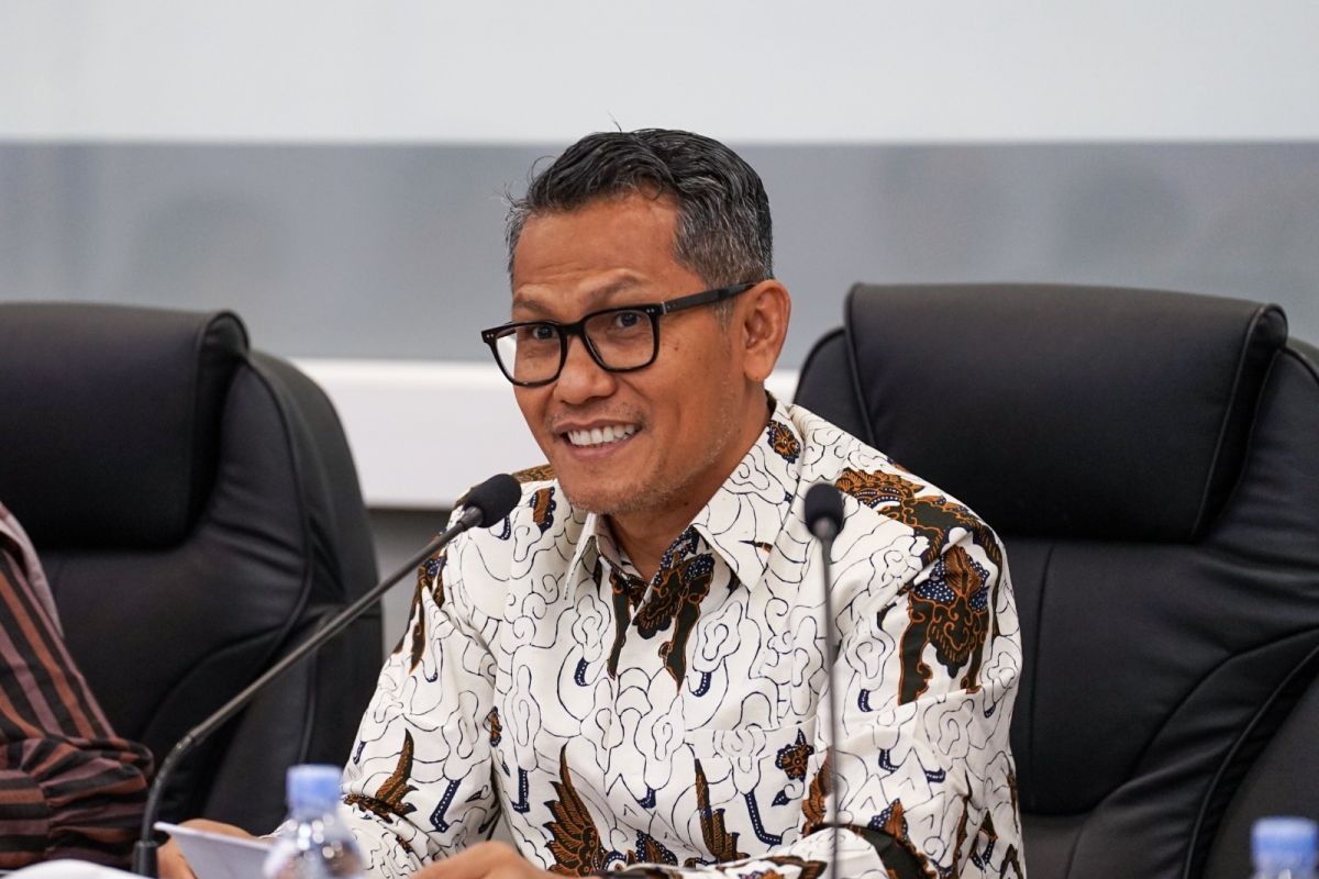 Impor Pakaian Jadi Wajib Pakai Pertek Dan Surveyor