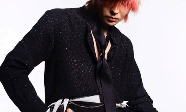 Kiblat Fesyen G-Dragon: Beda Sendiri, Nggak Pernah Gagal!