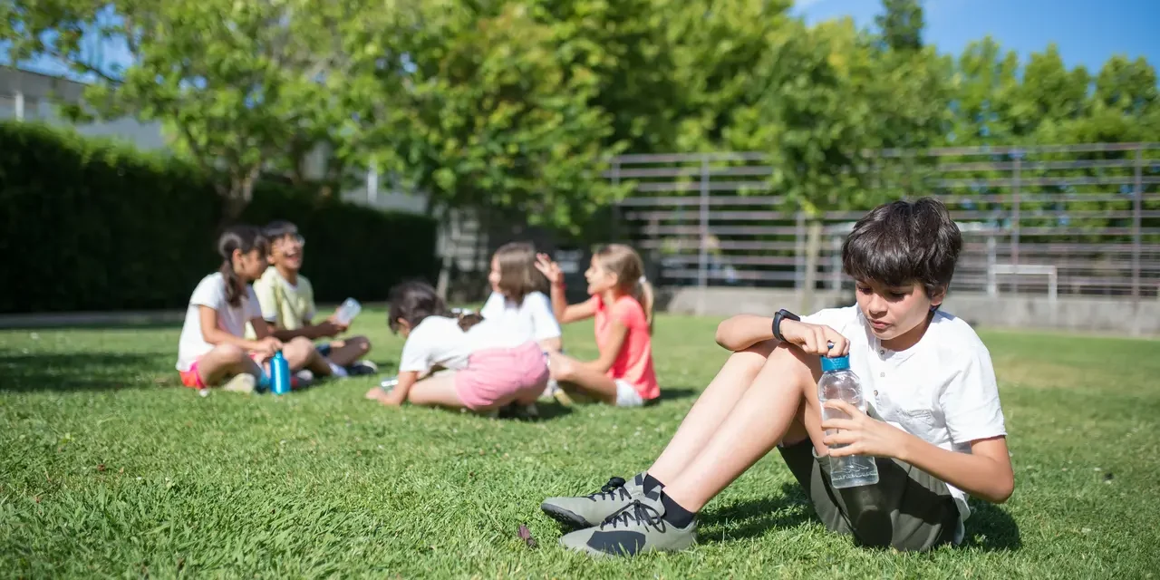 Cara Tepat Pahami Anak Introvert Tanpa Memaksa