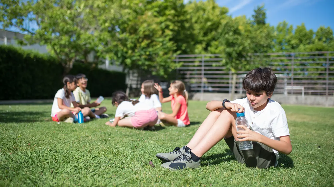 Cara Tepat Pahami Anak Introvert Tanpa Memaksa